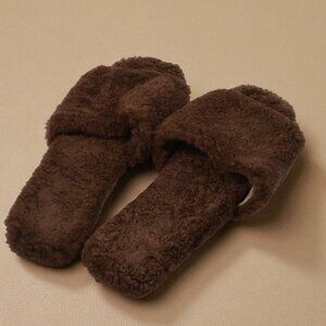 Raye Shearling Sandal | Women’s 8 Brown